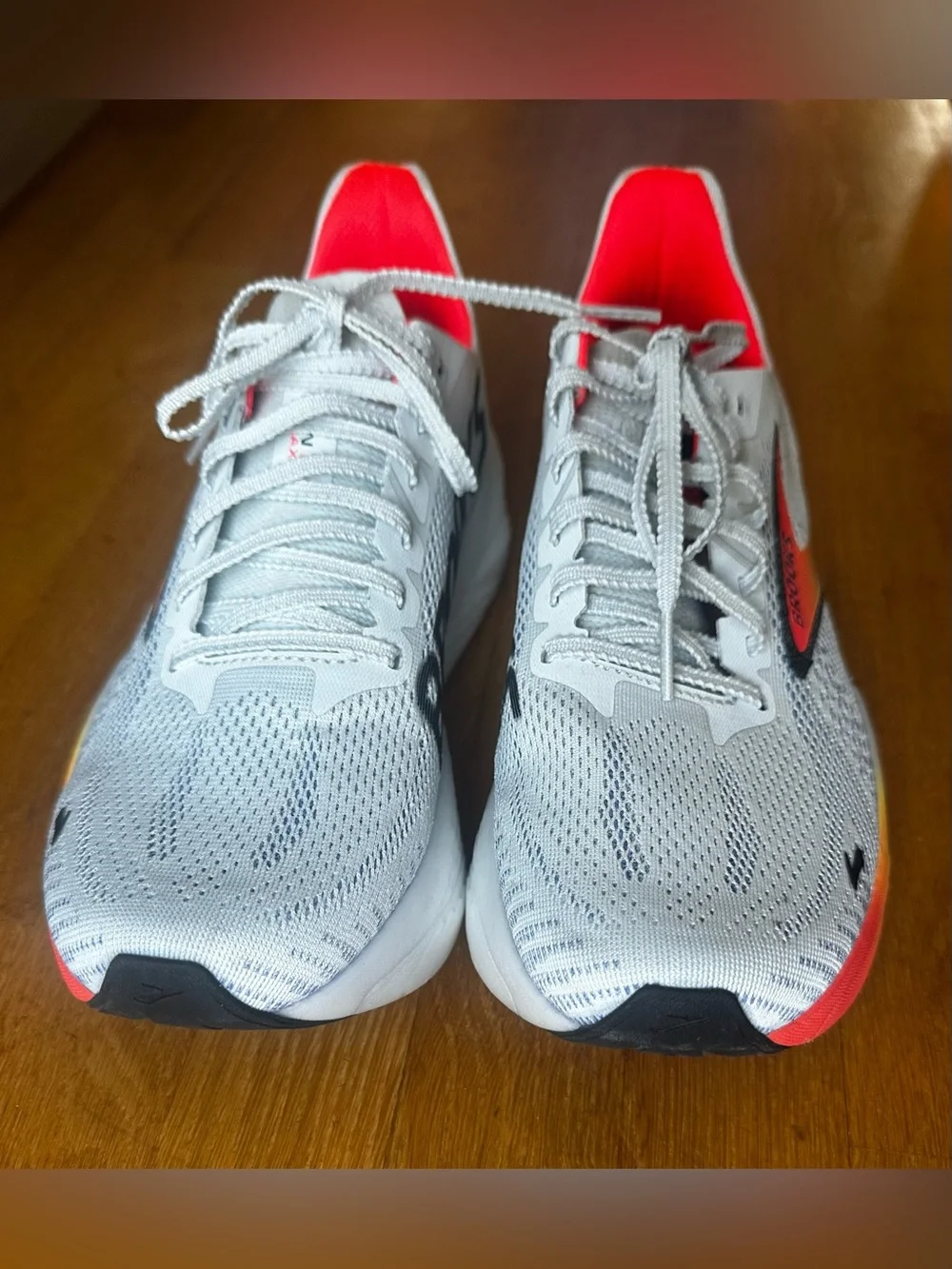 Brooks Hyperion Max 2 - Size US 10/EU 42/UK 8